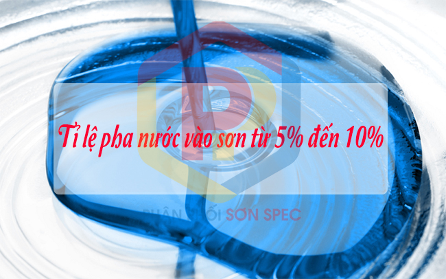 Có nên pha nước vào sơn không